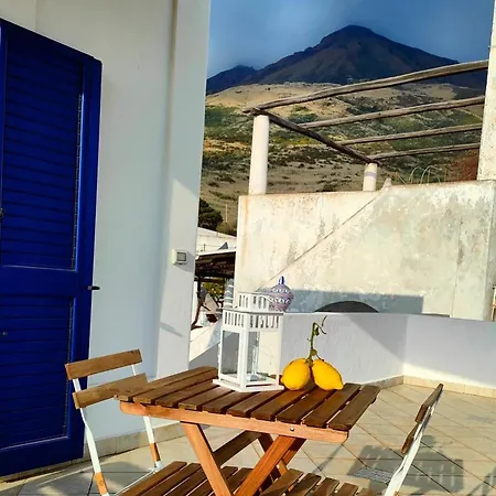 The Lighthouse Guest house Stromboli